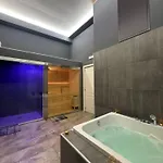 Kore Luxury E Napels