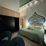 Kore Luxury E Gasthuis Napels