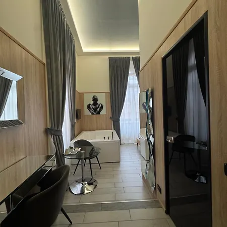 Kore Luxury E 4* Neapel