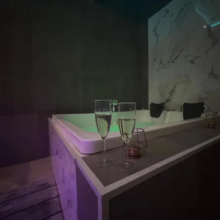 Kore Luxury E Νάπολη