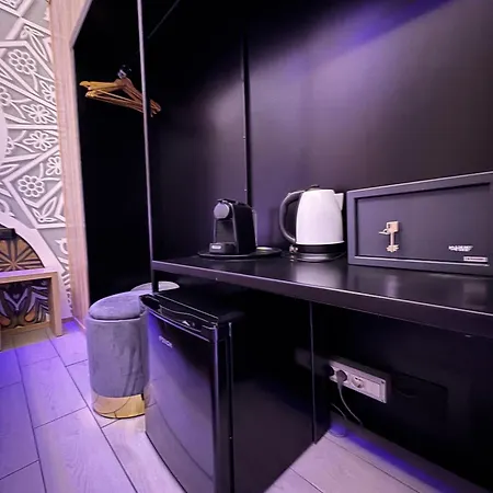 Kore Luxury E Νάπολη