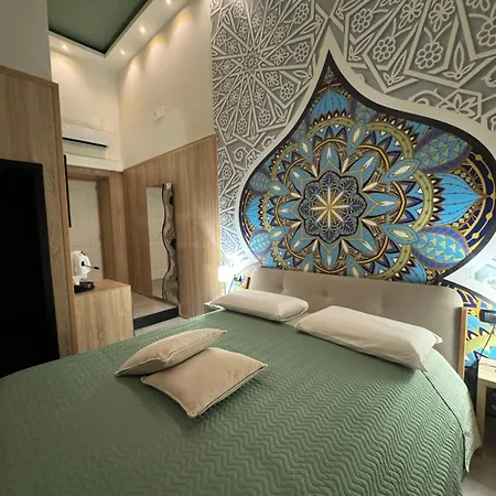 Kore Luxury E Πανσιόν