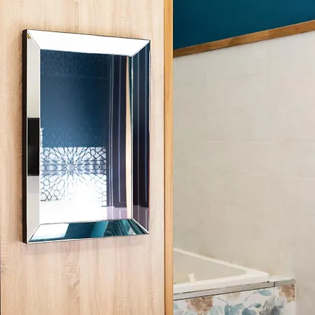 Kore Luxury E