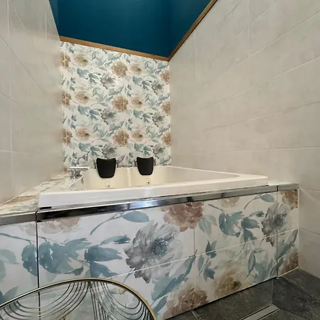 Kore Luxury E Napoli