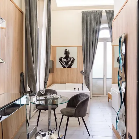 Kore Luxury E Неаполь
