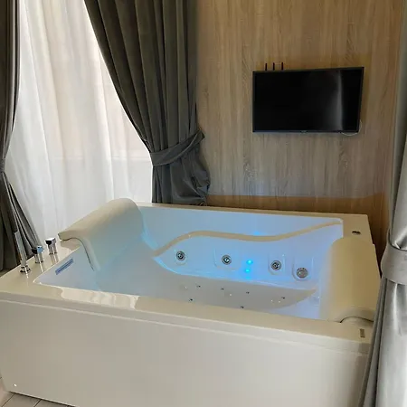 בית הארחה Kore Luxury E נאפולי